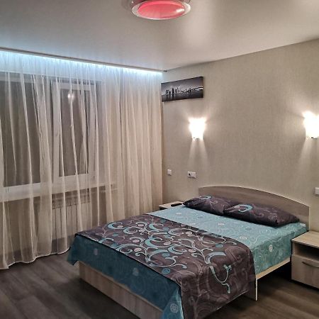 Новая Квартира На Пр. Соборном Возле Зну Zaporizhia Luaran gambar